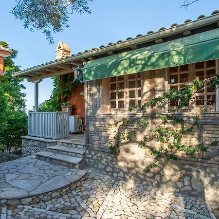 Katouna Sleeps 6 With Pool Air Con And Wifi * Lygia (Lefkada)
